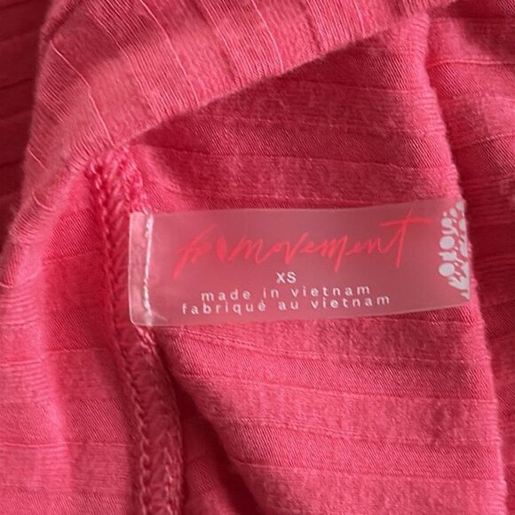 Free People Blissed Out Ribbed Pink Scoop Neck Cropped Tank Top Size XS - Picture 10 of 11